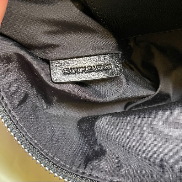 Authentic Burberry Monogram Print Sonny Belt Bag in Brown Nylon - Picture 7 of 10